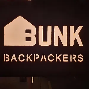 Bunk Backpackers Affittacamere